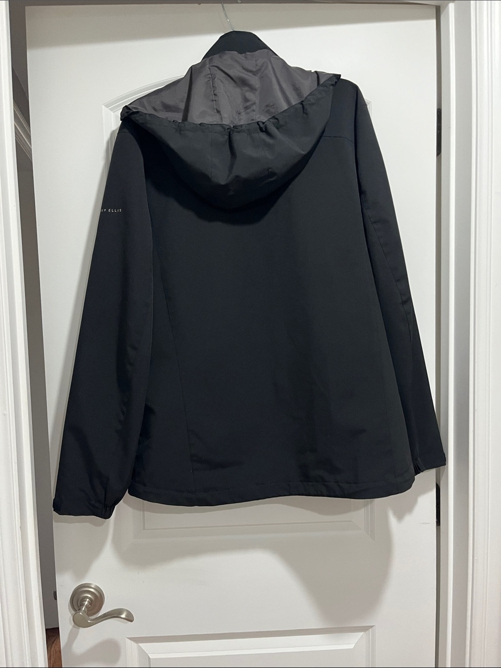 Perry Ellis Black Performance Softshell Jacket - Picture 7 of 9